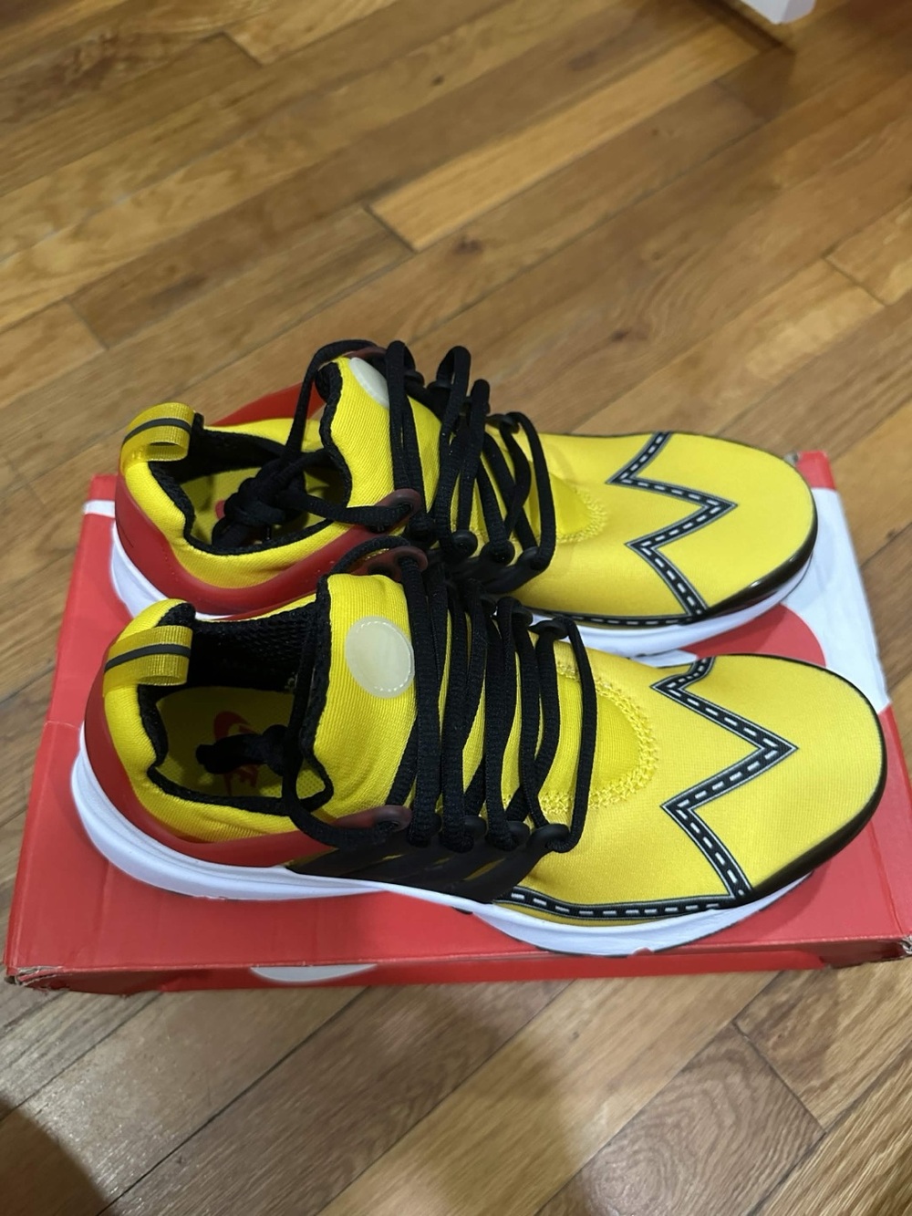 *Slightly Used* Nike Air Presto Men Yellow Orange Black (CT3550-700) Size 7